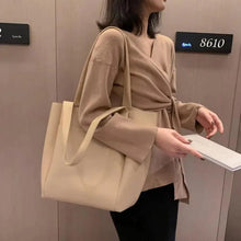 Load image into Gallery viewer, Dazzling women's Bag With Large Capacity, High Quality Shoulder Bags PU Leather Shoulder Bags For Ladies Gifts