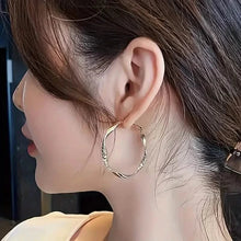 将图片加载到图库查看器,Delicate Silky Texture Design Women's Earrings