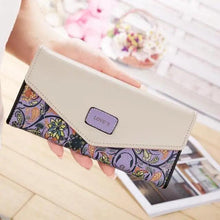 Load image into Gallery viewer, Delightful Small Floral PU Leather Money Purse For Women And Girls Fashion Designer Buckle Wallets for Female