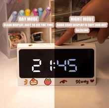 将图片加载到图库查看器,Digital Clock Table Clock Snooze Alarm Cute Silent Mirror Clock Student Desktop Mirror Surface LED Alarm Clock with USB Charger 12/24H Easy Snooze Function Adjustable Brightness Alarm Clocks for Bedroom LED Clock Electronic Clock for Children