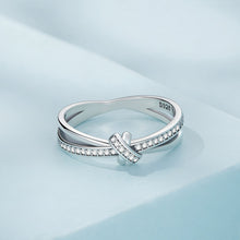 Load image into Gallery viewer, S925 Sterling Silver Oxidized Pavé Setting CZ Ring Size 6 for Women