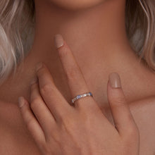 Load image into Gallery viewer, S925 Sterling Silver 4mm Plated Platinum Ring for Women Size 6.0