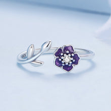 Load image into Gallery viewer, 925 Sterling Silver Oxidized Flower Design Ring with Pavé Setting CZ