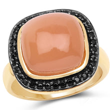 将图片加载到图库查看器,14K Yellow Gold Plated 7.50 ct. t.w. Peach Moonstone and Black Spinel Ring in Sterling Silver