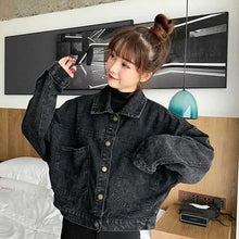 Load image into Gallery viewer, Elegance Black Denim Short Jackets For Women Loose Single Breasted Button Pockets Stylish Chic Retro Casual Streetwear For Women