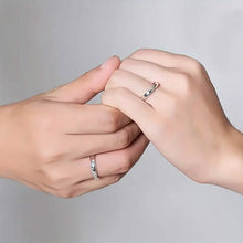 将图片加载到图库查看器,Elegant and Charming S925 Silver Wedding Band Ring