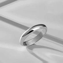 将图片加载到图库查看器,Elegant and Charming S925 Silver Wedding Band Ring
