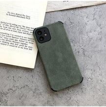 Load image into Gallery viewer, Elegant Black Green Leather Phone Case For iPhone 13 12 11 Pro Max Mini Business Soft Shockproof Back Cover Leather Case for iPhone Durable Lightweight Shockproof Slim Back Cover Compatible with iPhone