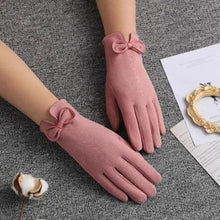 Load image into Gallery viewer, Elegant Black Winter Women Outdoor Warm One Size Gloves Fashionable Cute Bow Style Casual Gloves For Women