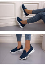 Load image into Gallery viewer, Elegant Light Espadrilles Women Running Breathable Mesh Slip-On Shoes Women Mesh Running Casual Slip On Flats Comfortable Walking Casual Espadrilles