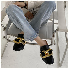 Load image into Gallery viewer, Elegant Metal Chain Design Women Slipper Closed Toe Slip On Shoes Round Toe Low Heels Casual Slides Shoes Flats Loafer Gold Chain Casual Shoes Slip On Women's Slide Sandals Slipers