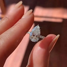 Load image into Gallery viewer, Elegant Teardrop Cubic Zirconia Engagement Ring