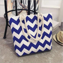 Load image into Gallery viewer, Eye-Catching Fashionable Folding Women Big Size Handbag Ladies Casual Flower Printing Canvas Graffiti Shoulder Bag