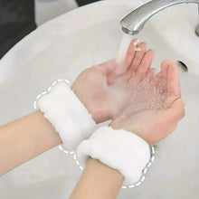 Load image into Gallery viewer, Face Washing Wrist With Sweat Wiping Bracelet Absorbing Sleeve