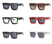 Load image into Gallery viewer, Fashion Black Design Stylish Sunglasses For Men & Women Square Shape Driving Eyewear Classic Luxury Style Sun Glasses For Men Women Anti Blue Light Sun Glasses For Summer