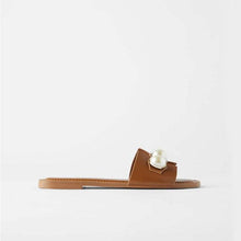 将图片加载到图库查看器,Fashion Party Dresses Shoes Pearl Sandals Flat Women Flip Flops Casual Beach Flat Slippers Dressy Flat Sandals With Pearls Slip On Summer Beach Bridal Shoes