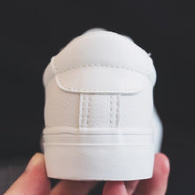 Load image into Gallery viewer, Fashion Women's Vulcanize White Shoes Spring New Casual Classic Leather Women Casual White Sneakers Casual Sports Flat Low Top Sneaker Lace-up Classic Shoes