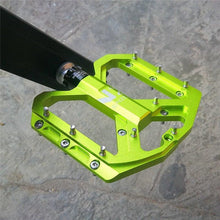 将图片加载到图库查看器,Flat Foot Ultralight Mountain Bike Pedals CNC Aluminum Alloy Sealed 3 Bearing Anti-slip Bicycle Pedals Bicycle Bike Pedals CNC Machined Platform Pedal 3 Sealed Bearings Bicycle Pedal For Adult And Youth With Non-Slip
