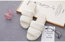 将图片加载到图库查看器,Fluffy Slippers Women Cozy Faux Fur Cross Indoor Floor Slides Flat Soft Furry Shoes Fluffy Furry Fur Slippers Flip Flop Open Toe Cozy House Memory Foam Sandals Slides Soft Flat Comfy Slippers