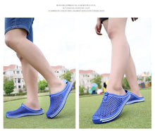 Load image into Gallery viewer, Garden Clog Women Quick Drying Summer Beach Slipper Flat Outdoor Sandals Breathable Mesh Sandals Beach Footwear Anti-Slip Slippers Quick Drying Sandals