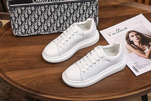 将图片加载到图库查看器,Genuine Leather Women Platform Sneakers Autumn Fashion Sports Little White Shoes Platform Flats Casual Lace Up Woman Comfort Walking Sneakers