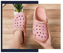 Load image into Gallery viewer, Gray Cute Summer Sandals Women Beach Sandals Non Slip Comfortable Lightweight Outdoor Sandals Woman Light Weight Quick Drying Slip-On Garden Clog Shoes Rubber Slipper
