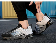 将图片加载到图库查看器,Green Breathable Mens Running Sneakers Outdoor Marathon Lightweight Running Mens Sport Shoes Athletic Footwear Breathable Comfortable Athletic Sport Sneakers