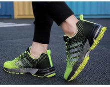将图片加载到图库查看器,Green Breathable Mens Running Sneakers Outdoor Marathon Lightweight Running Mens Sport Shoes Athletic Footwear Breathable Comfortable Athletic Sport Sneakers