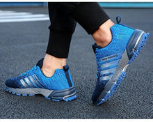 将图片加载到图库查看器,Green Breathable Mens Running Sneakers Outdoor Marathon Lightweight Running Mens Sport Shoes Athletic Footwear Breathable Comfortable Athletic Sport Sneakers