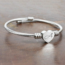 将图片加载到图库查看器,Heart Cable Initial Bracelet Hypoallergenic and Adjustable