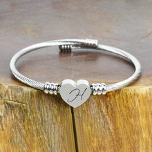 将图片加载到图库查看器,Heart Cable Initial Bracelet Hypoallergenic and Adjustable