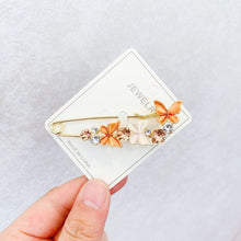 将图片加载到图库查看器,High-end Safety Pins For Women Flower Pin Crystal Rhinestones Safety Pins Woman Jewelry Accessories Hijab Scarf Clip Buckles