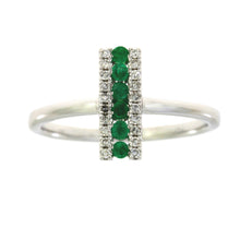 将图片加载到图库查看器,.25ct Emerald Diamond Ring 14KT White Gold