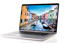 将图片加载到图库查看器,2018 Apple MacBook Pro 15-Inch Core i9 2.9GHz-4.8GHz 32GB RAM 1TB SSD (Silver)