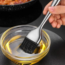 Load image into Gallery viewer, Kitchen Oil Brush BBQ Grill Basting Brush Stainless Steel Handle Pastry Brush Barbecue Cooking Brush BBQ Kitchen Tools String Brush BBQ Pastry Brush Stainless Steel BBQ Sauce Oil Pastry Brush for Baking BBQ Accessories