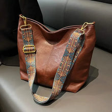 将图片加载到图库查看器,Large Geometric Crossbody Bag