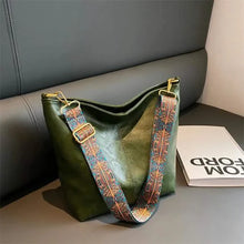 将图片加载到图库查看器,Large Geometric Crossbody Bag