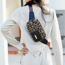 Load image into Gallery viewer, Leopard Pattern Chest Bag