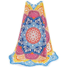 将图片加载到图库查看器,Lotus Flower Beach Throw
