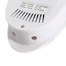 Load image into Gallery viewer, LP-04 Ultrasonic Pest Repeller