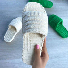 将图片加载到图库查看器,Luxury Thick Sole Women Slippers Green Flat Outwear Slides Summer Autumn Runway Flip Flops Comfy Slippers Cute Fur Slip-on Shoes Memory Foam House Slipper