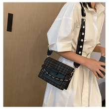 Load image into Gallery viewer, Luxury Wide Strap Shoulder Bags for Women And Girls Designer Lady Handbags and Purses Fashionable Chain Messenger Crossbody Bags