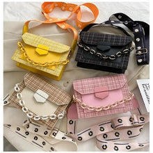 Load image into Gallery viewer, Luxury Wide Strap Shoulder Bags for Women And Girls Designer Lady Handbags and Purses Fashionable Chain Messenger Crossbody Bags