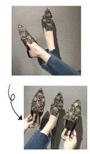 将图片加载到图库查看器,Luxury Women Mules Ladies Summer Slippers Women Shoes New Low Heels Flat Casual Shoes Woman Flip Flops Mules For Women Slip On Flats Loafers Pointed Toe Womens Mules