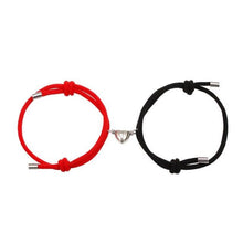 Load image into Gallery viewer, Magnet Attracts Couple Bracelet Heart Charm Jewelry Hand Woven Rope Handmade Bracelets With Mutual Attraction Magnetic Bells Friendship Rope Jewelry Bracelets