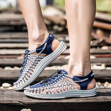 Load image into Gallery viewer, Men's High-Quality Hand-Woven Espadrilles Outdoor Summer Sandals Soft Non-slip Hiking Beach Platform Sandals Summer Strap Anti-Skidding Walking Water Shoes Comfortable Athletic Espadrilles For Beach