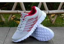 将图片加载到图库查看器,Men's Lightweight Walking Sneakers Casual Shoes Trainers Sneakers Sport Light Sneakers Breathable Casual Shoes Outdoor Walking Comfortable Running Sneakers For Mens