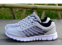 将图片加载到图库查看器,Men's Lightweight Walking Sneakers Casual Shoes Trainers Sneakers Sport Light Sneakers Breathable Casual Shoes Outdoor Walking Comfortable Running Sneakers For Mens