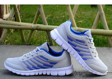 将图片加载到图库查看器,Men's Lightweight Walking Sneakers Casual Shoes Trainers Sneakers Sport Light Sneakers Breathable Casual Shoes Outdoor Walking Comfortable Running Sneakers For Mens