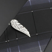 Load image into Gallery viewer, Men's Metal Tie Clip Vintage Unique Shape Bright Stainless Steel Necktie Clasp Gentleman's Party Luxury Tie Bars Clips Wedding Luxury Design Accessories For Men